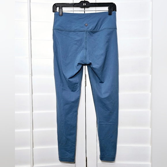 PRANA ATHLETIC LEGGINGS - Picture 3 of 13